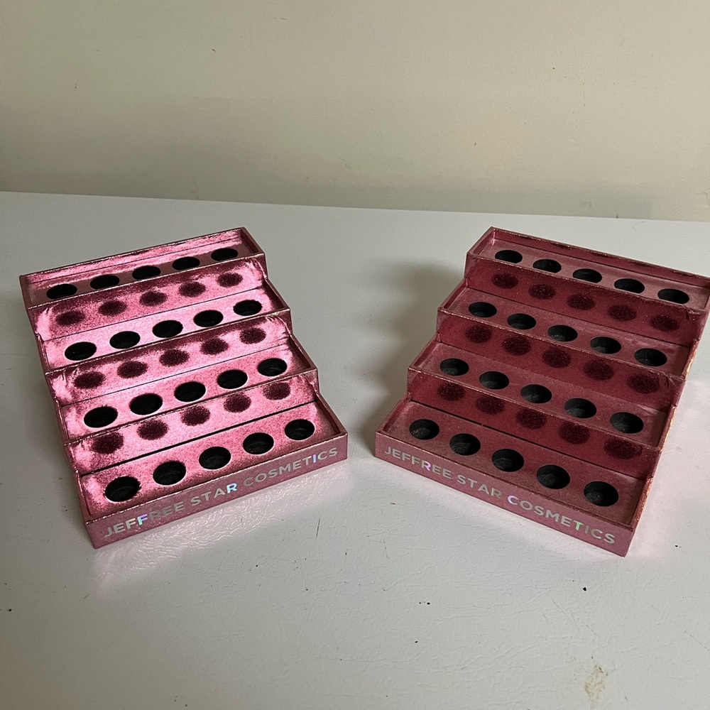 Jeffree Star Lipstick Stand